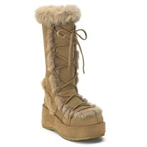 demonia pleaser cubby 311 low platform boot